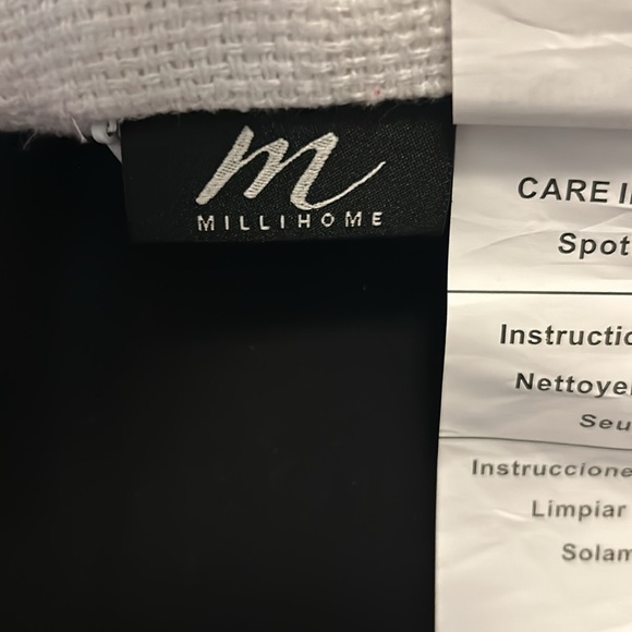 Millow decorative heart pillow - Picture 5 of 8